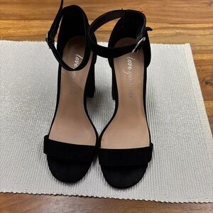 Lysse Elegant Black Ankle Strap Heels